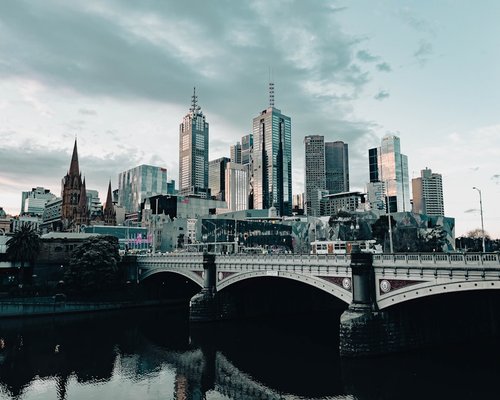 Panoramic view of Melbourne city skyline indicating an Australian city stay